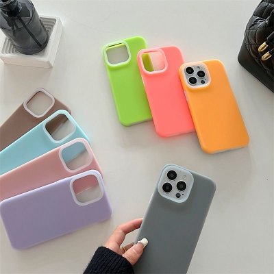 Simple Fashionable Liquid Silicone Frosted Jelly Magnetic Apple Mobile Phone Protective Case