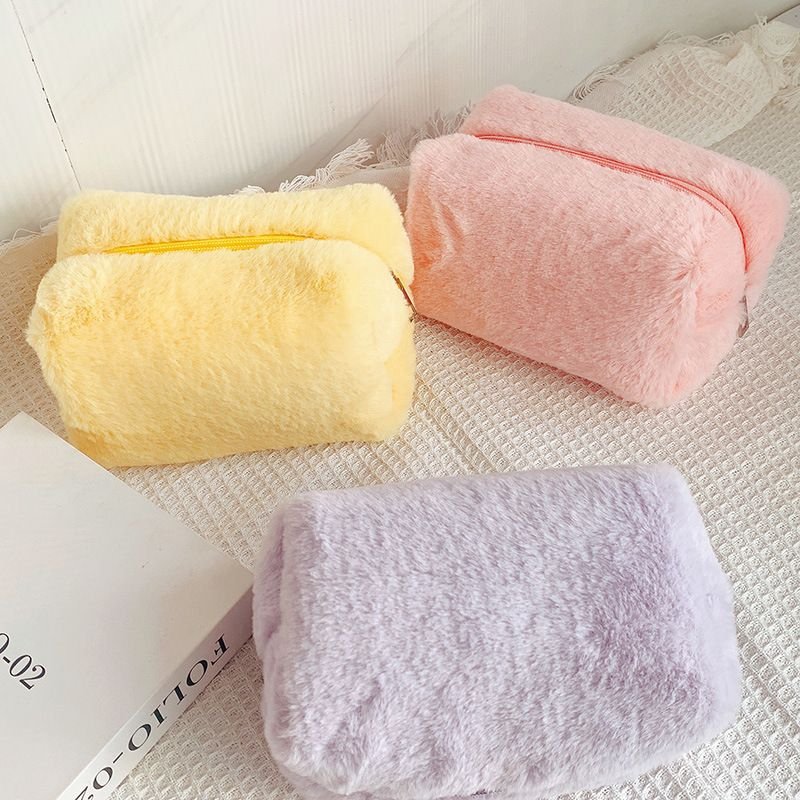 Women Cute Large Capacity Portable Plush Toiletry Storage Cosmetic Bag