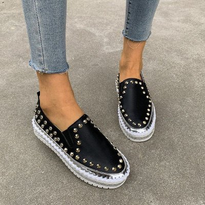 Women Stylish Thick Flat Rivet Loafers