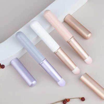 Women Simple Multifunctional Mini Round Head Lip Brush With Cover